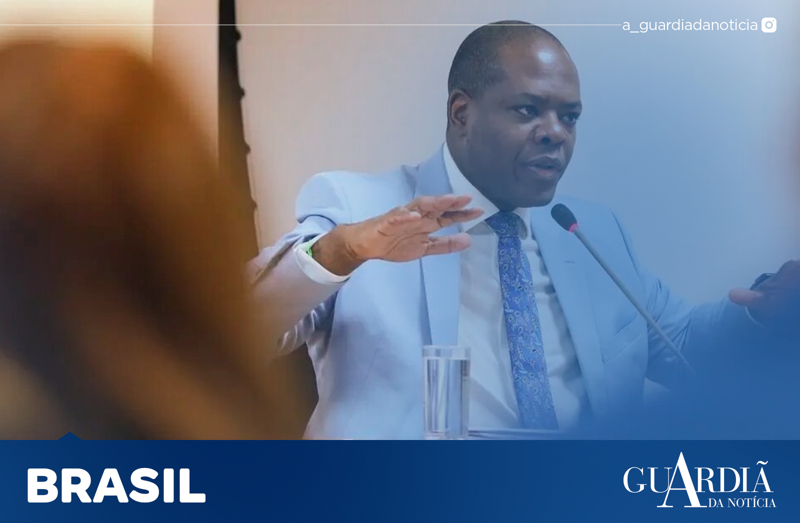 Ministro dos Direitos Humanos, Silvio Almeida, participa de debate.